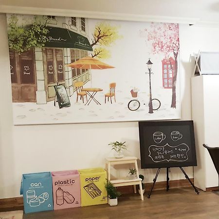 Hongdae Mainstreet Two Room House Сеул Екстер'єр фото