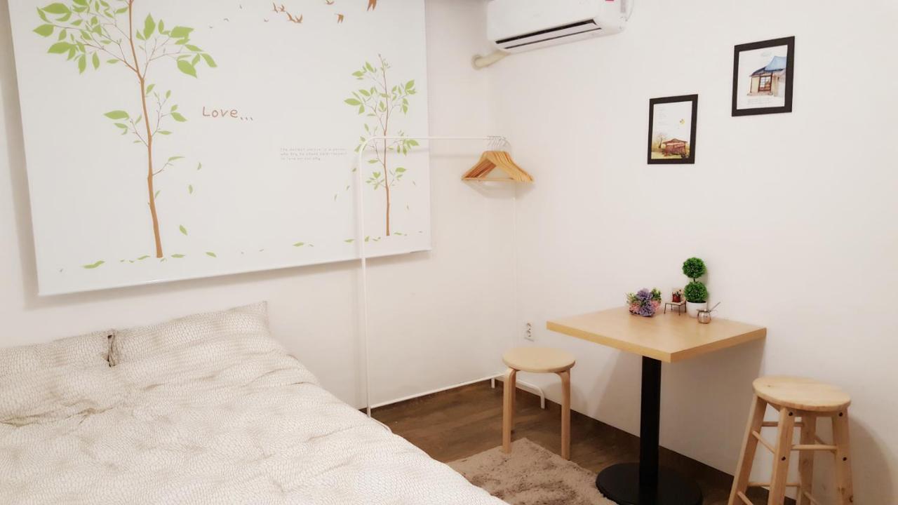 Hongdae Mainstreet Two Room House Сеул Екстер'єр фото