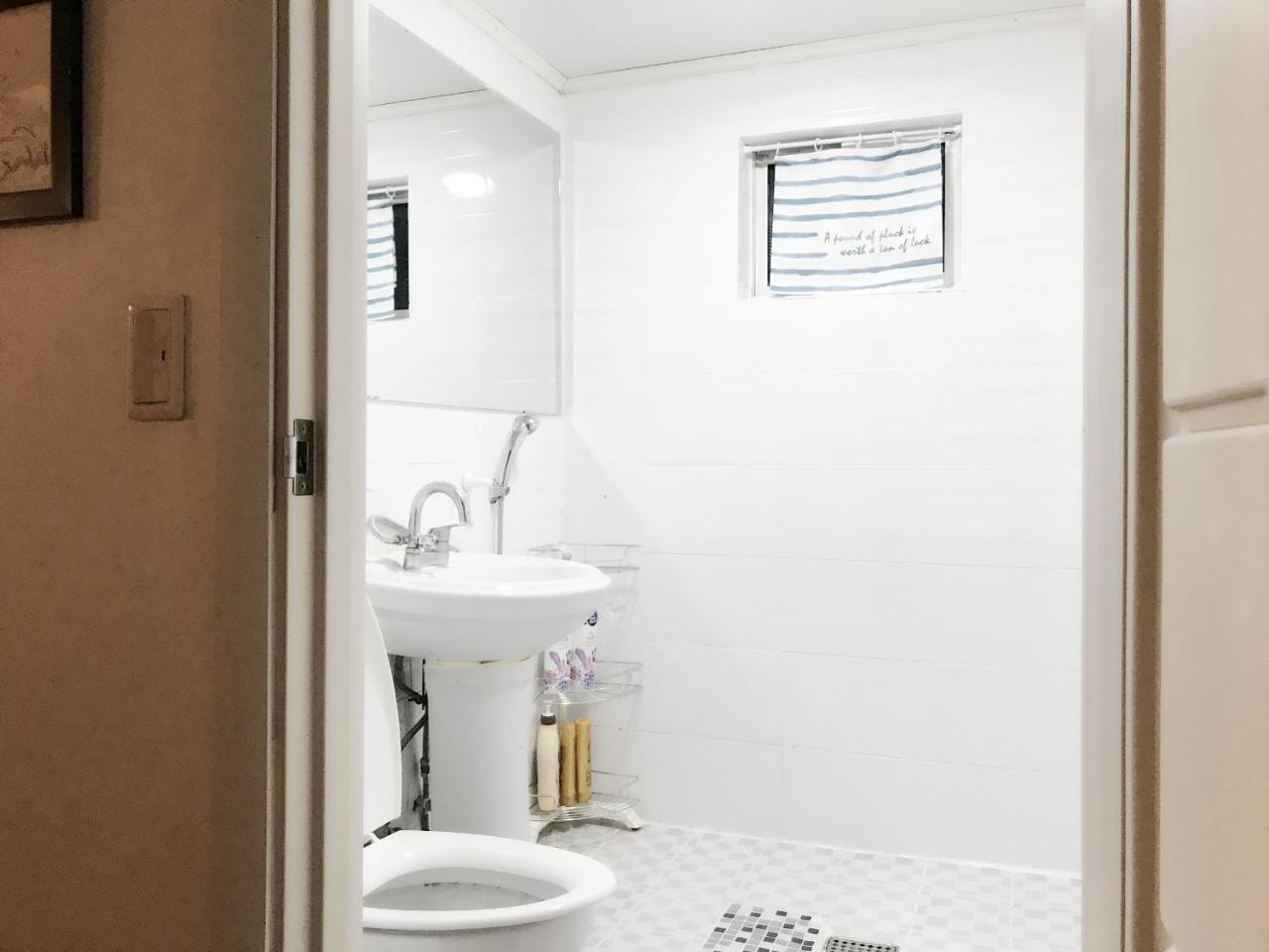 Hongdae Mainstreet Two Room House Сеул Екстер'єр фото